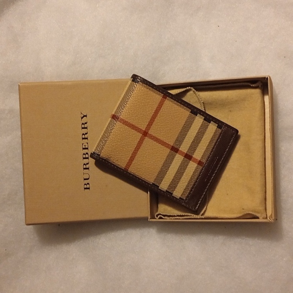 Burberry Wallet Plaid